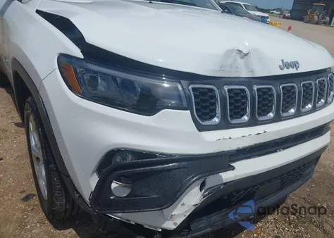 2024 Jeep Compass Latitude 4X4 из США, поврежденный, VIN 3C4NJDBN9RT132757